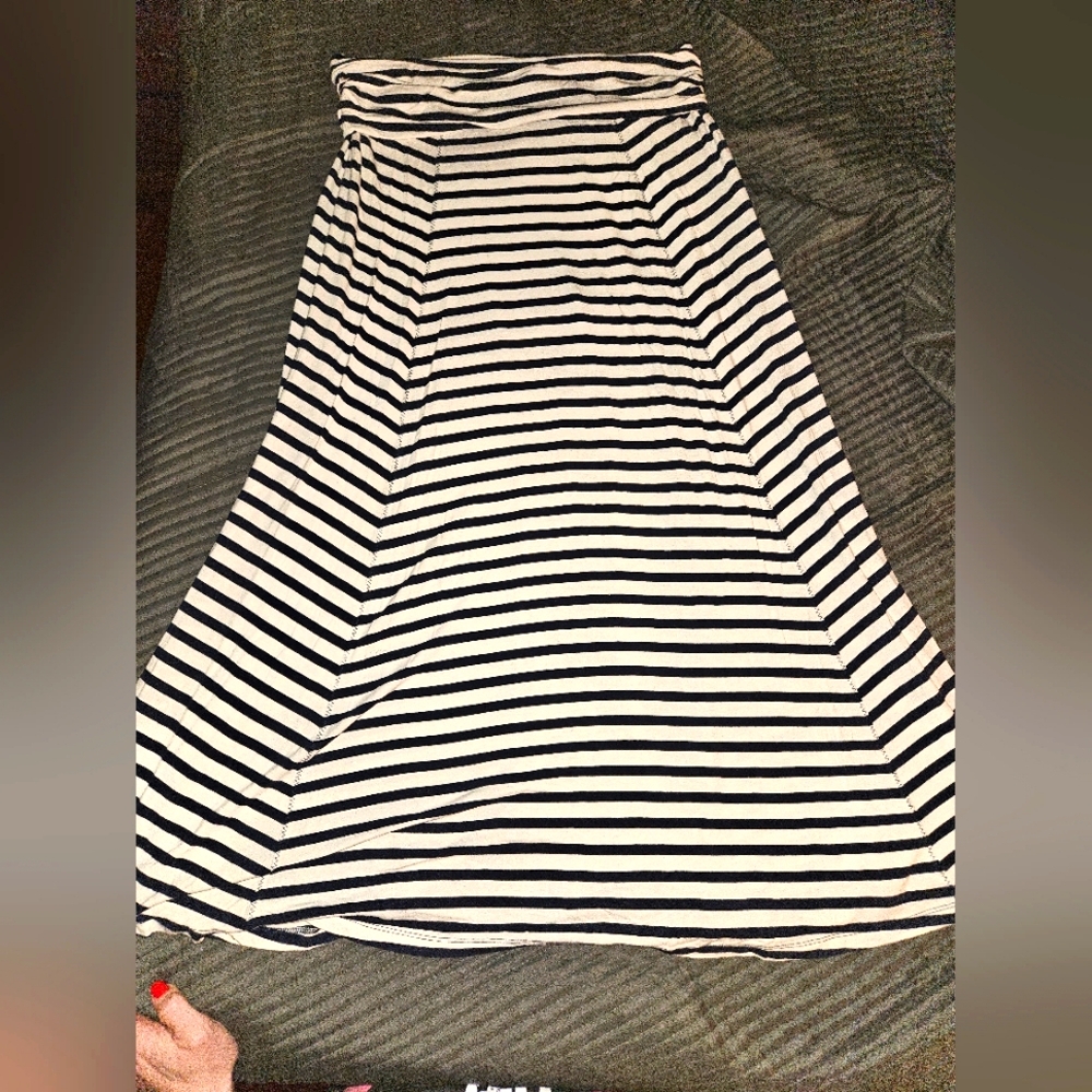 2 XL ankle length flowy skirts.